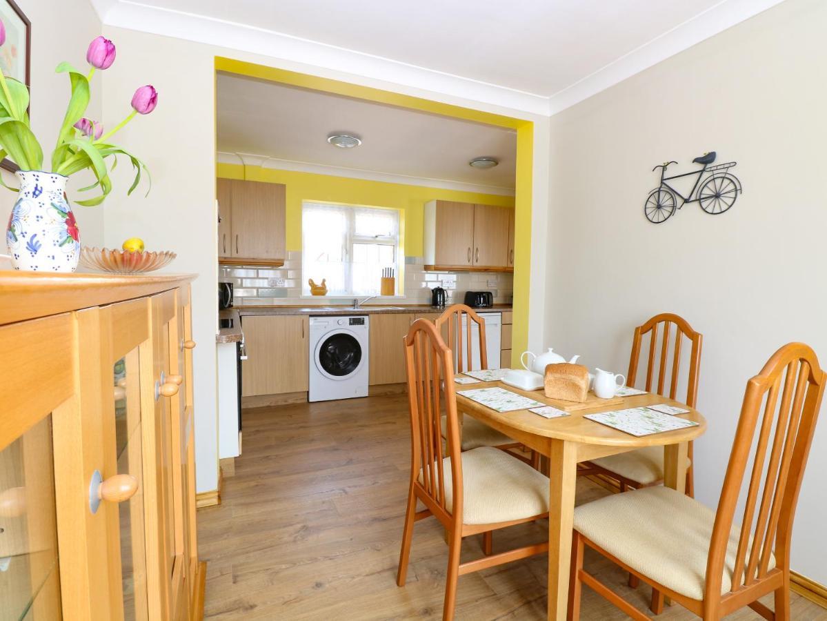 Lillies Pad Villa Thetford Exterior foto
